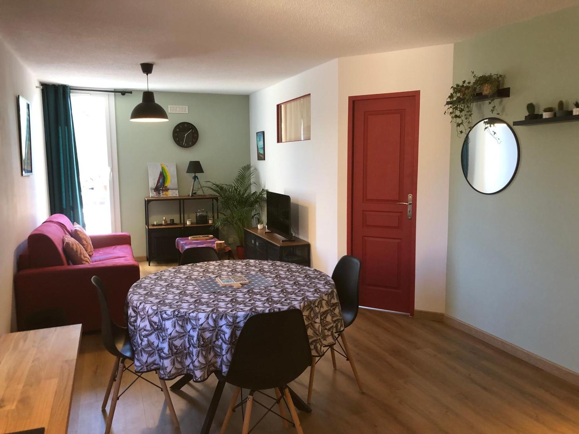 Apartment T2 Bord De De L'ayguade Hyères