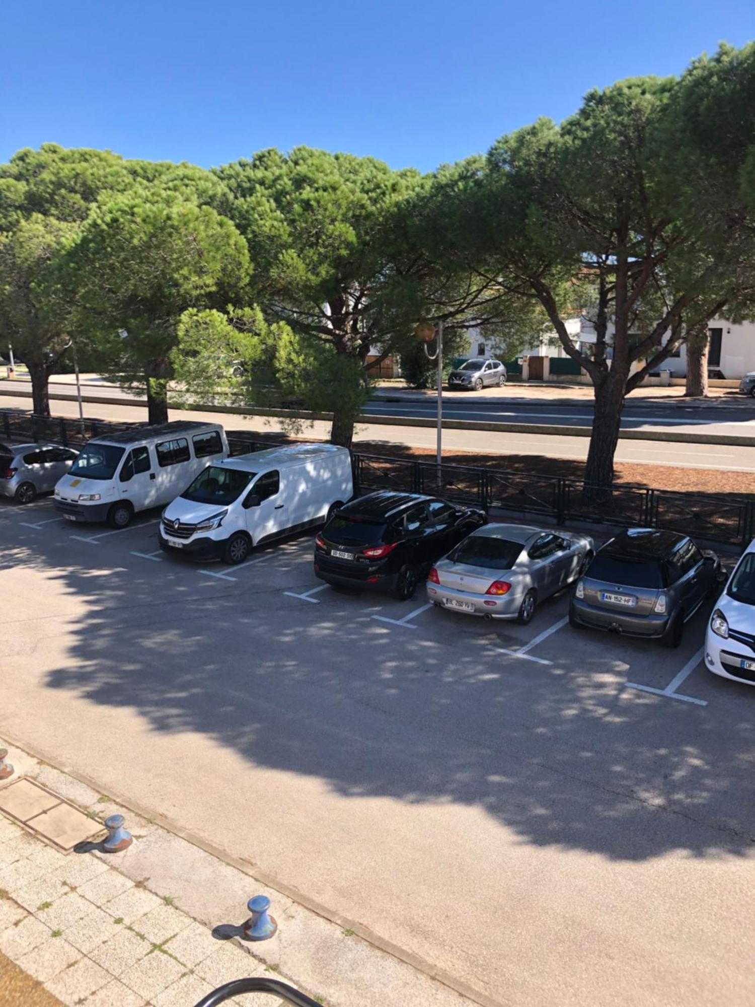 T2 Bord De De L'ayguade Hyères